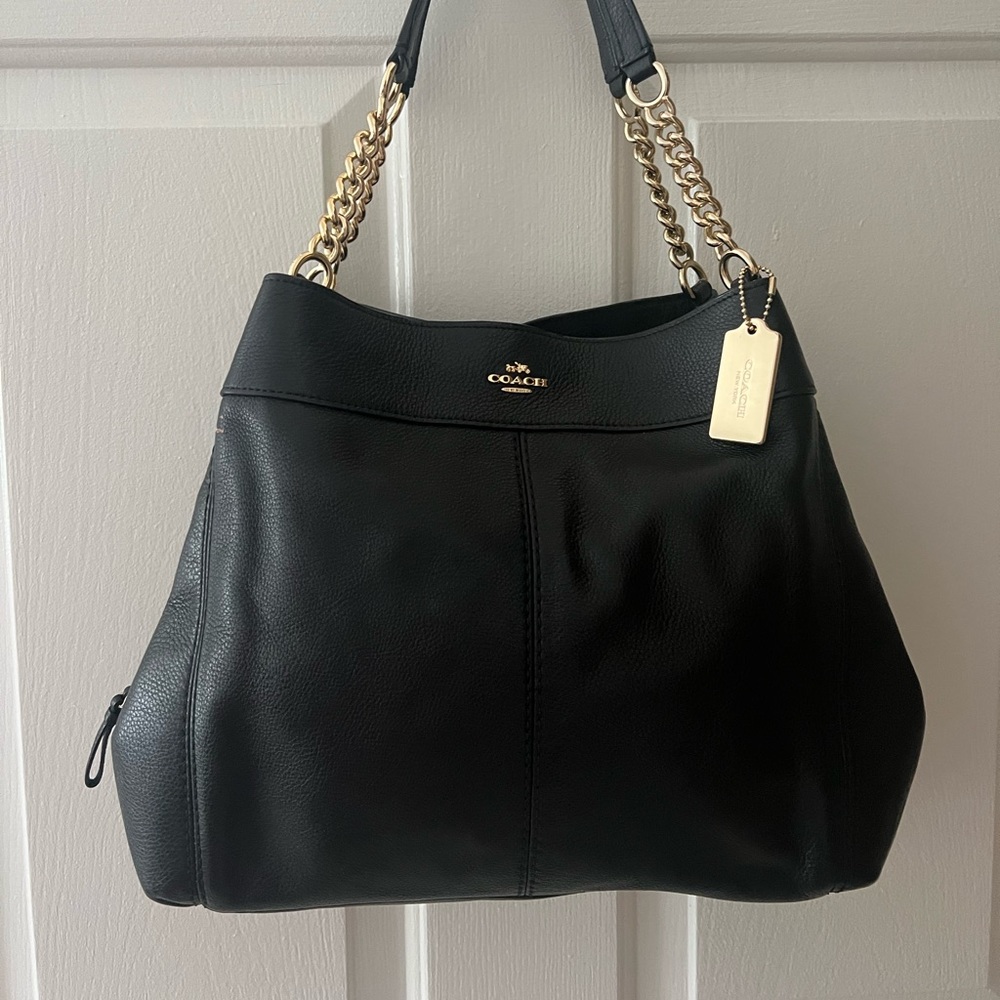 Coach bag with gold chain straps